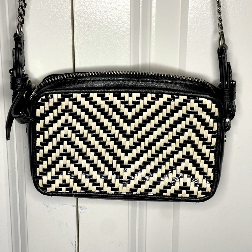Banana Republic Black White Over Mini Crossbody Woven Chevron Women’s Party Bag